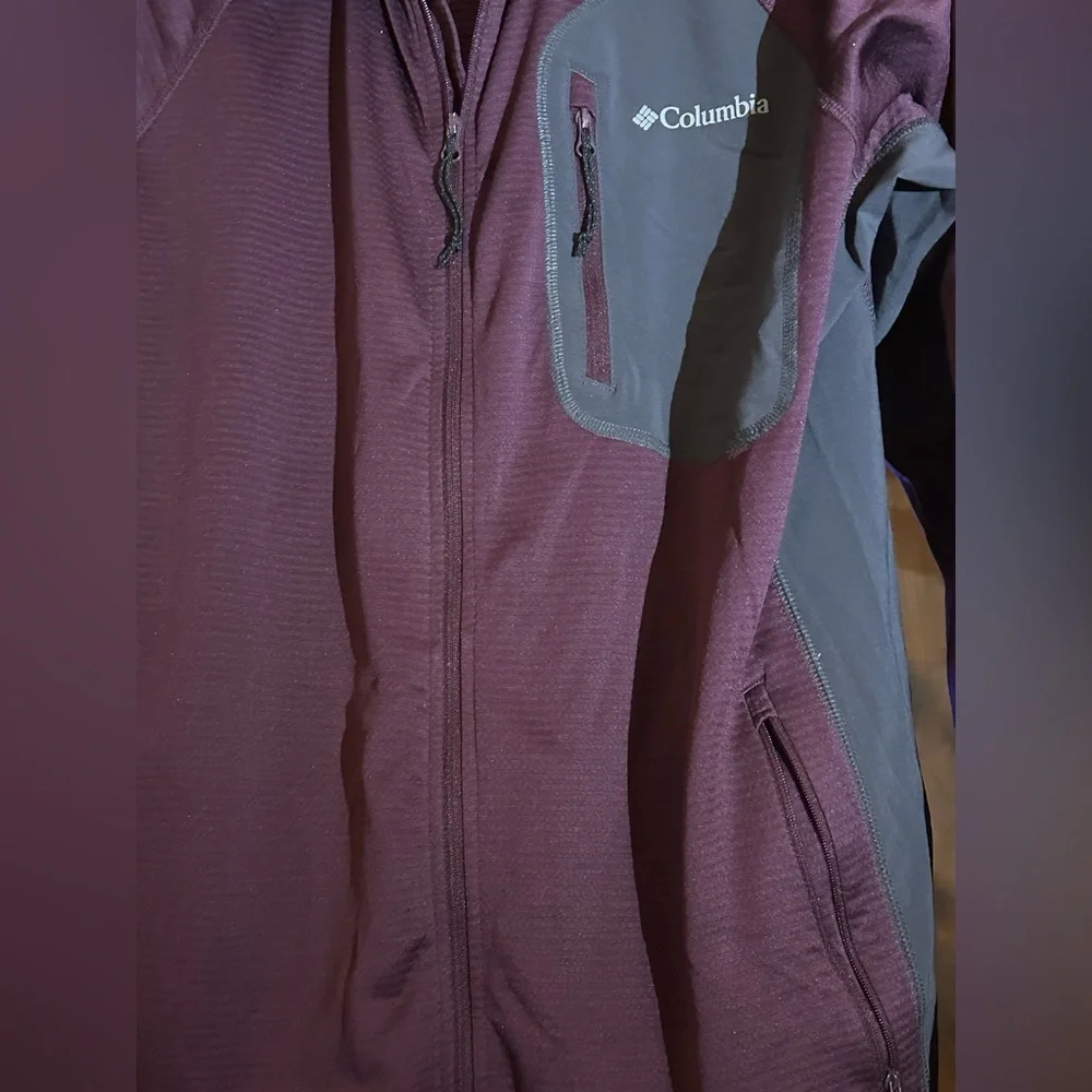 COLUMBIA  MEN’S SINGLE CANYON Sz M Hooded Soft Shell Lightweight sports jacket